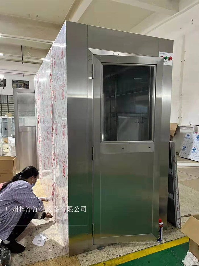 風淋室可能會遇到各種問題，影響風淋室正常運作和潔凈室的整體環境。